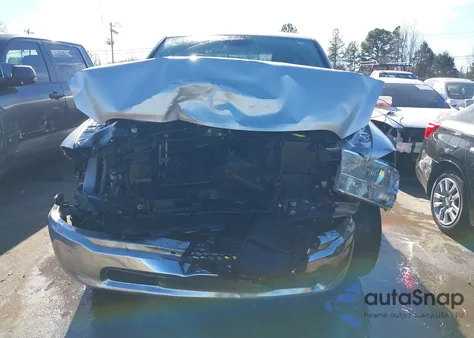 2017 Ram 1500 Slt 4X2 6'4 Box z USA, uszkodzony, nr VIN 1C6RR6GG3HS730009